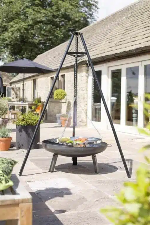 La Hacienda Steel Tripod With Hanging Grill